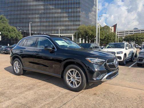 2026 Mercedes-Benz GLC 300 Base