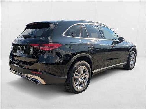 2026 Mercedes-Benz GLC 300 Base