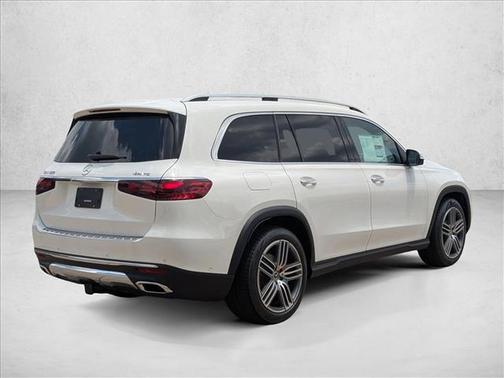 2025 Mercedes-Benz GLS 450 4MATIC