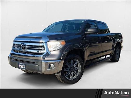 2017 Toyota Tundra SR5