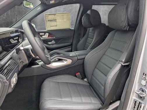 2025 Mercedes-Benz GLS 580 4MATIC