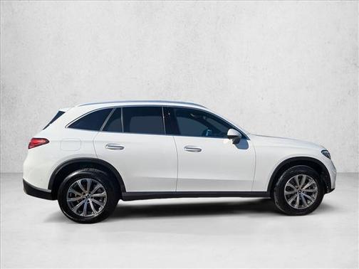 2025 Mercedes-Benz GLC 300 Base