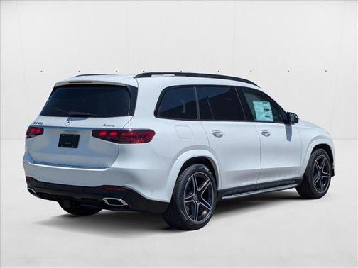 2025 Mercedes-Benz GLS 450 4MATIC
