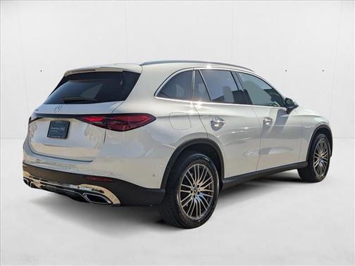 2025 Mercedes-Benz GLC 300 Base