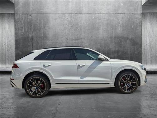 2023 Audi Q8 55 Prestige