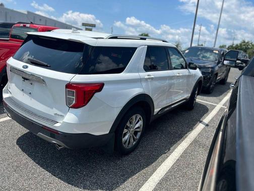 2022 Ford Explorer Limited