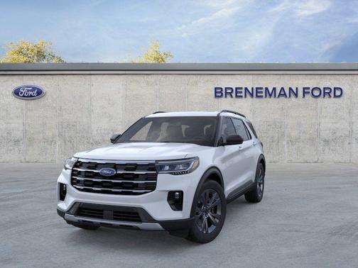 Space White Metallic 2026 Ford Explorer Active