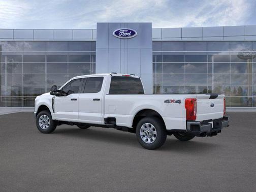 2025 Ford F-350 XLT