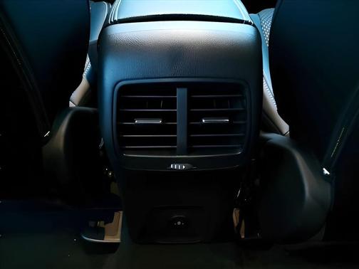 2024 Ford Escape PHEV SE