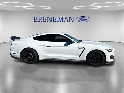 2019 Ford Shelby GT350 Base