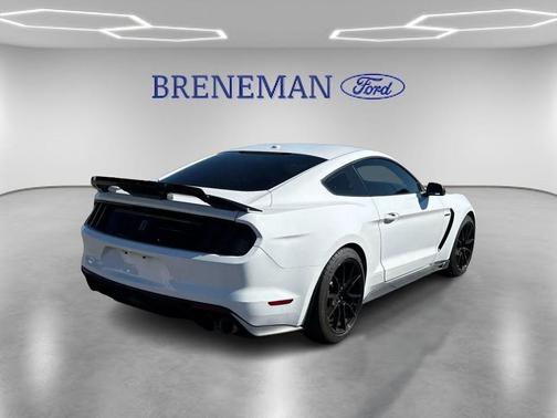 2019 Ford Shelby GT350 Base