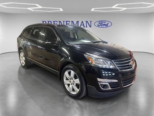 Mosaic Black Metallic 2016 Chevrolet Traverse 1LT