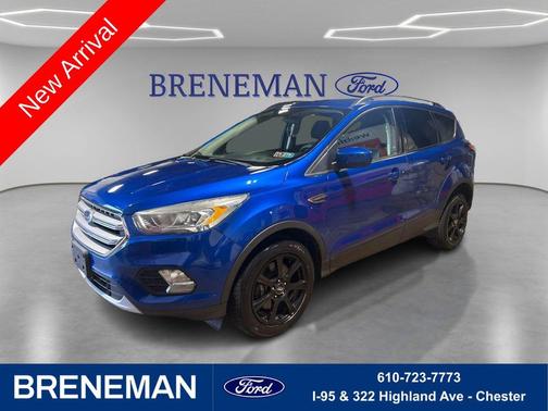 Lightning Blue Metallic 2017 Ford Escape SE