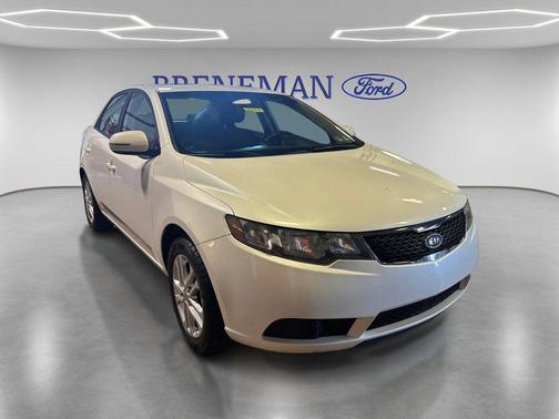 Snow White Pearl 2012 Kia Forte EX