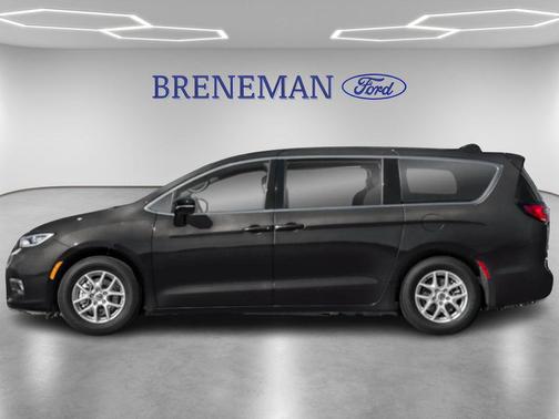 2025 Chrysler Pacifica L