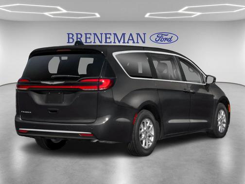 2025 Chrysler Pacifica L