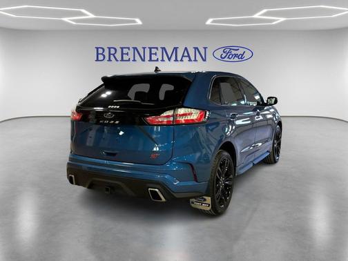 2021 Ford Edge ST
