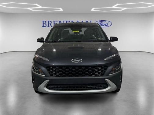 2022 Hyundai KONA SE