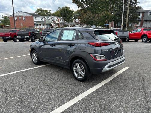 2022 Hyundai KONA SE