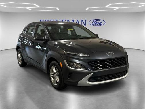 2022 Hyundai KONA SE