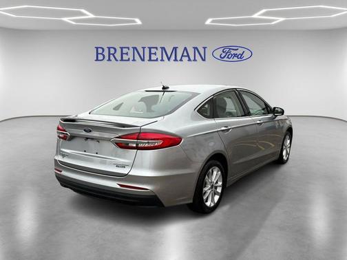 2020 Ford Fusion Plug-In Hybrid Titanium