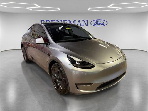 2024 Tesla Model Y Long Range Dual Motor All-Wheel Drive