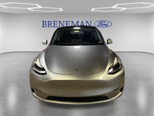 2024 Tesla Model Y Long Range Dual Motor All-Wheel Drive