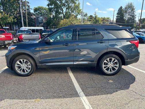 2022 Ford Explorer XLT