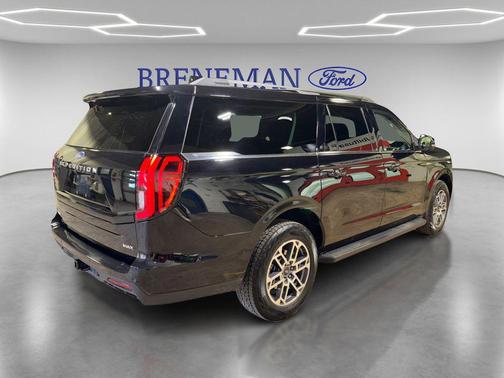 2025 Ford Expedition Max Active 4x4