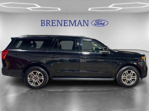 2025 Ford Expedition Max Active 4x4