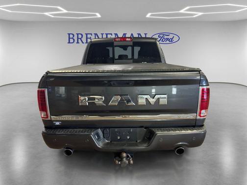 Granite Crystal Metallic Clearcoat 2016 RAM 1500 Longhorn