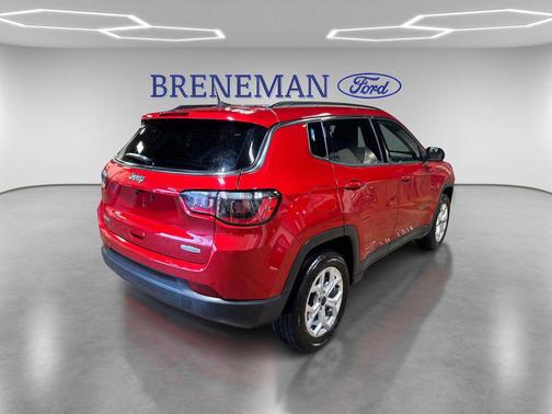 2025 Jeep Compass Latitude