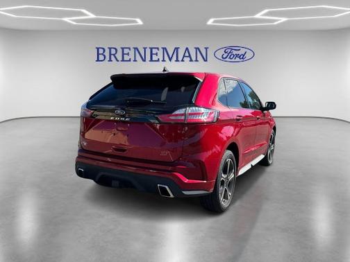 2021 Ford Edge ST