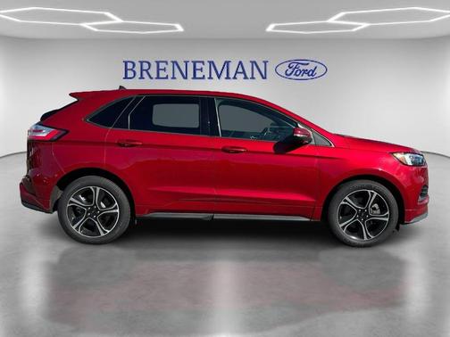 2021 Ford Edge ST