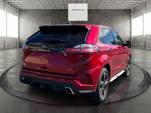 2021 Ford Edge ST