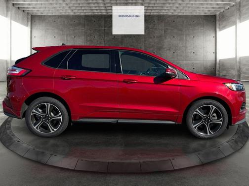 2021 Ford Edge ST