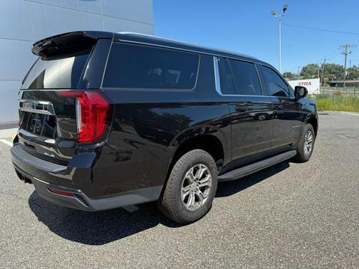 2021 GMC Yukon XL SLE