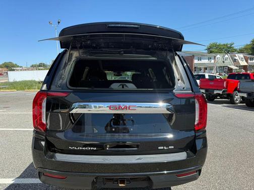 2021 GMC Yukon XL SLE