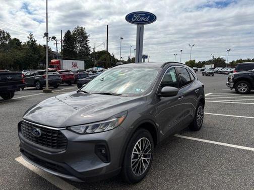 2024 Ford Escape PHEV SE