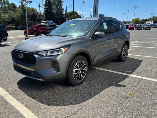 2024 Ford Escape PHEV SE
