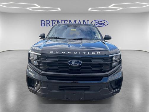 2025 Ford Expedition Max Active 4x4