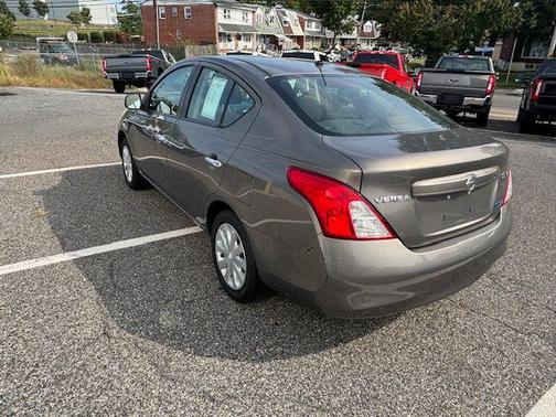 2012 Nissan Versa 1.6 S