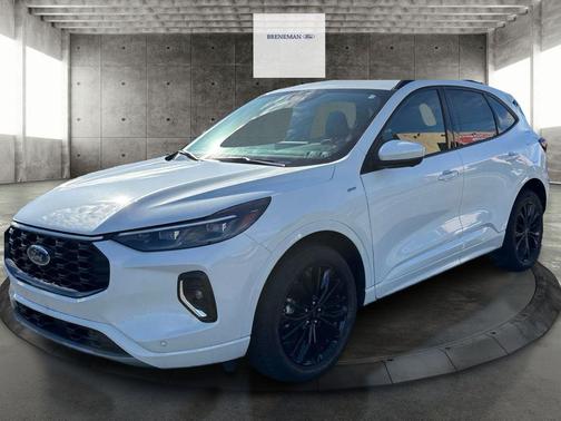 2023 Ford Escape ST-Line Elite