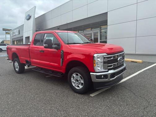 2025 Ford F-350 XLT