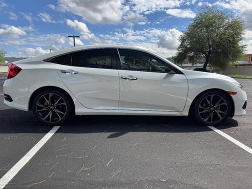 2018 Honda Civic Touring