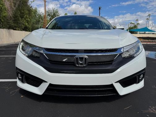 2018 Honda Civic Touring
