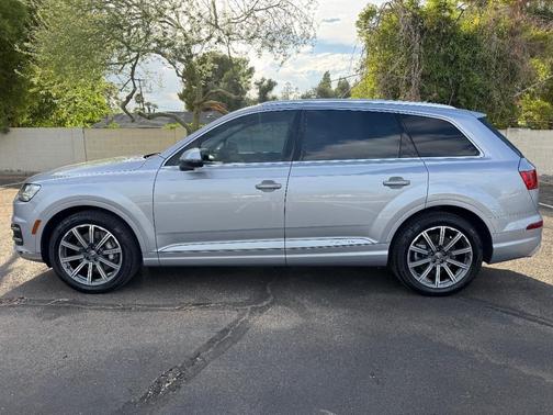 2017 Audi Q7 3.0T Prestige