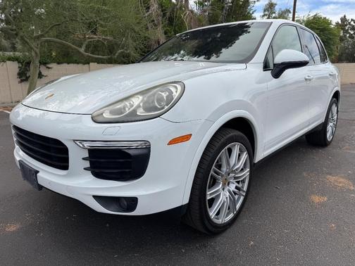 2018 Porsche Cayenne Platinum Edition