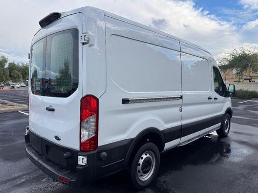 2019 Ford Transit-250 148 WB Medium Roof Cargo