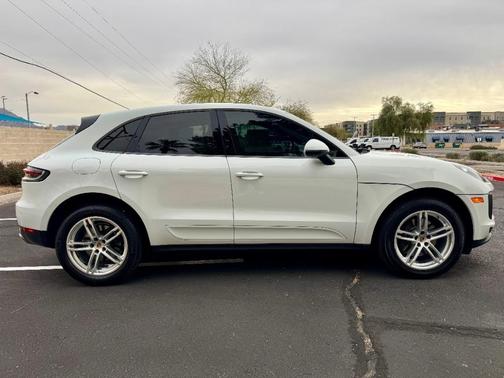 2019 Porsche Macan Base